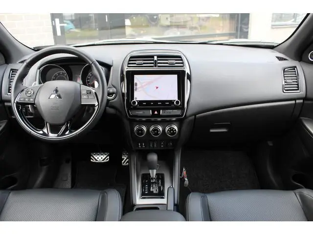 Mitsubishi ASX 2.0 Instyle / Carplay / Camera / Keyless / Leer / N.A.P.
