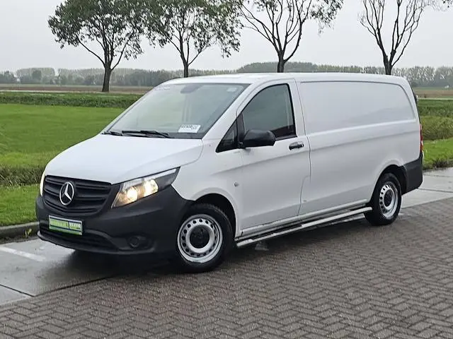MERCEDES-BENZ VITO 114 l2 automaat trekhaak