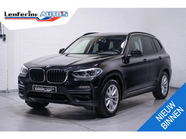 BMW X3 sDrive18d High Executive Camera 360 Sportstoelen Leder 2e Eigenaar NAP navigatie bleutooth te...