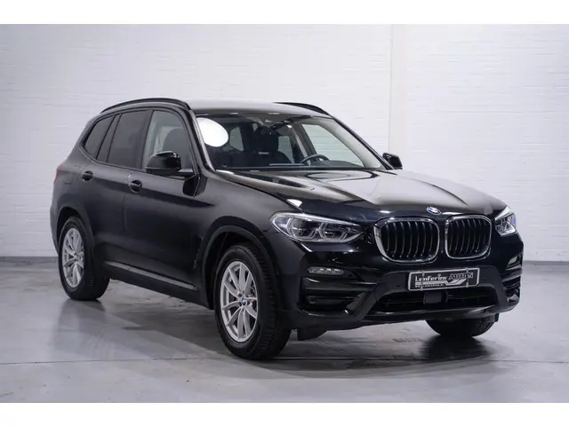 BMW X3 sDrive18d High Executive Camera 360 Sportstoelen Leder 2e Eigenaar NAP navigatie bleutooth te...