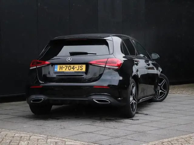 Mercedes-Benz A-klasse 160 | AMG LINE | SPORTSTOELEN | CAMERA | APPLE CARPLAY | CRUISE | NAVI | STOE...