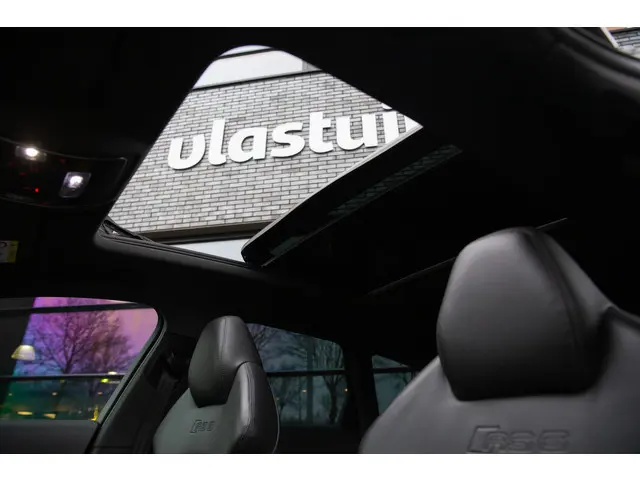 Audi RS6 Avant 4.0 TFSI RS 6 quattro perfomance Origineel NL, Keramisch, Panoramadak, Adap. cruise,