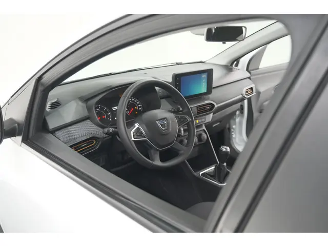 Dacia Sandero Stepway 1.0 TCe 90 Comfort | Apple Carplay | Parkeersensoren | Cruise Control
