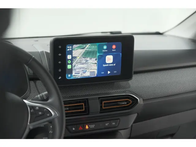 Dacia Sandero Stepway 1.0 TCe 90 Comfort | Apple Carplay | Parkeersensoren | Cruise Control