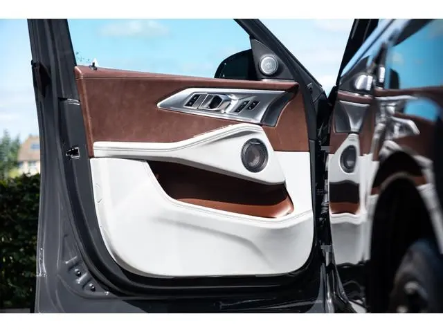 BMW XM