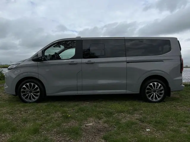 Ford e-Tourneo Custom 340 L2H1 Titanium X 65 kWh 218pk Leer | 8-zits | B&O | 2x electr. schuifdeur |...
