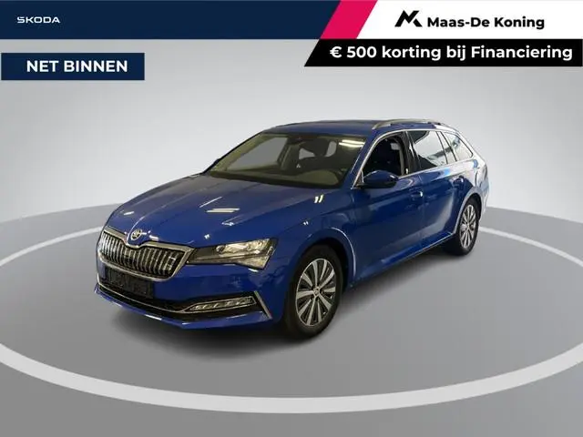 Skoda Superb Combi 1.4 TSI 218pk DSG iV Business Edition · Apple/Android Car Play · Wegklapbare Trek...