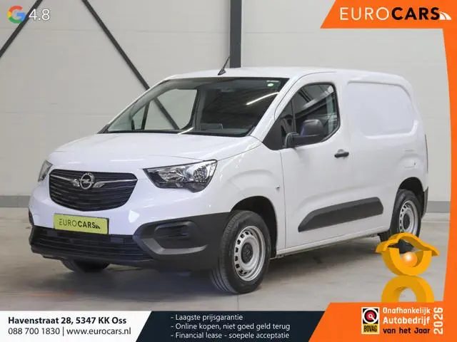 Opel Combo 1.5D L1H1 Edition Airco Navigatie Trekhaak Carplay