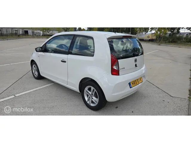 SEAT Mii