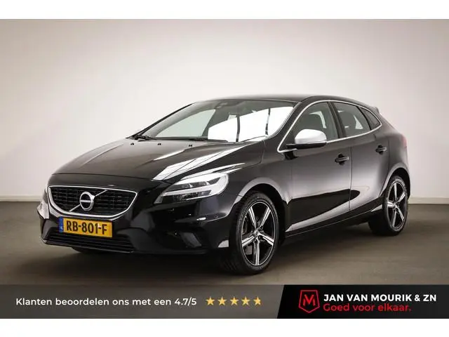 Volvo V40 2.0 T4 Business Sport | HALF LEDER | STOELVERWARMING | CAMERA | TREKHAAK AFNEEMBAAR