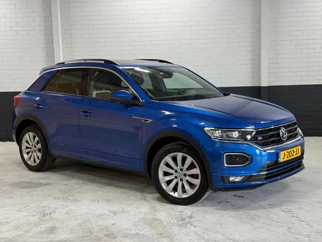 Volkswagen T-Roc 1.5 TSI Sport R-line Panoramadak / Virtual Cockpit / Camera / Af
