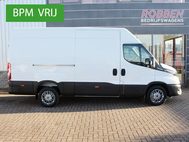 Iveco Daily 35S18 HA8  3.0 352L H2  Airco/Cruise/Cam/Nav Nieuw