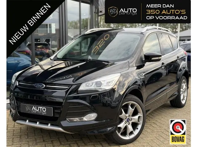 Ford Kuga 1.5 Titanium Styling Pack | Volledig Dealeronderhouden! | Zeer Nette Staat | Trekhaak 2000...