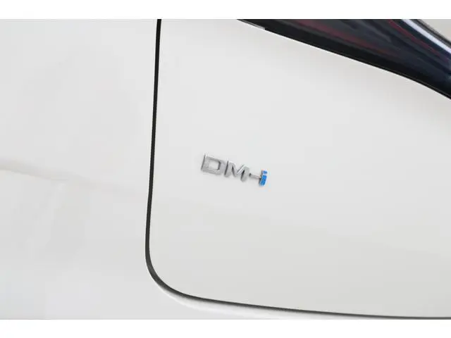 BYD SEAL