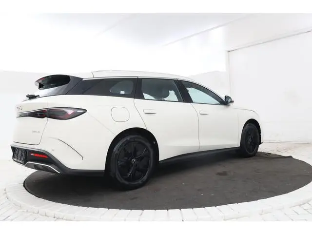 byd SEAL 6 Touring 1.5 DM-i Boost 15x uit voorraad leverbaar