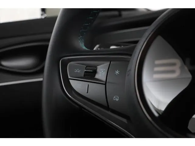 BYD SEAL