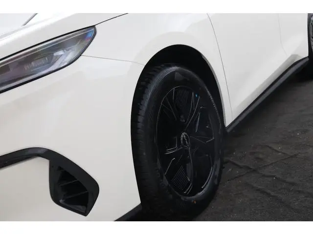 BYD SEAL