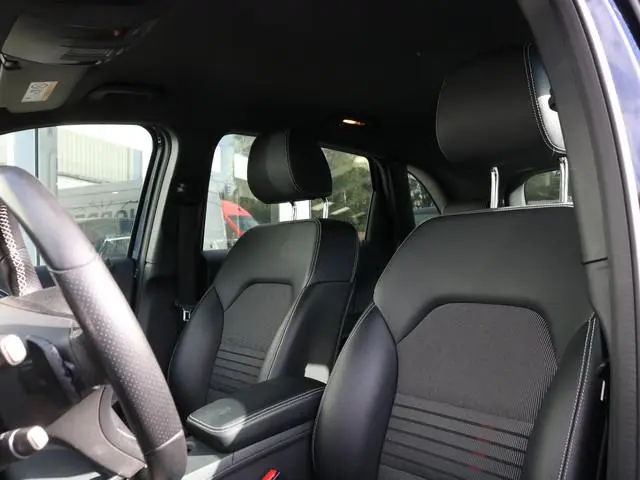 Mercedes-Benz B-klasse 180 Ambition Automaat | Trekhaak | Navigatie | Airco