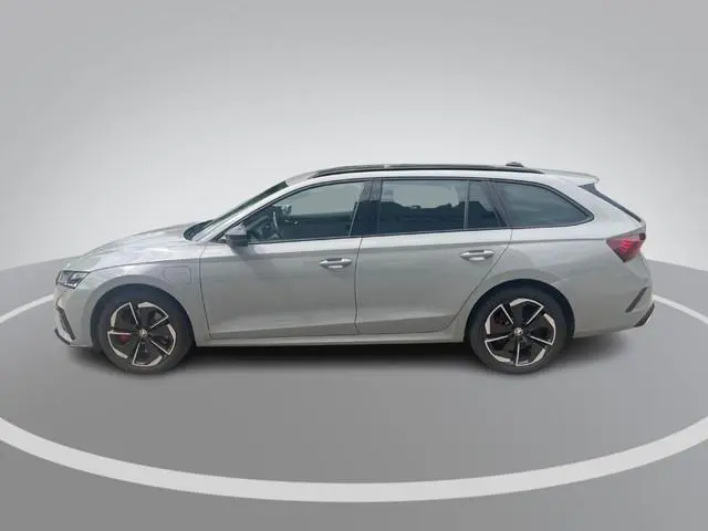Skoda Octavia Combi 1.4 TSI 245pk DSG RS iV PHEV Business · Panoramadak · Apple/Android Car Play · E...