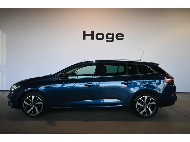 Renault Mégane Estate 1.3 TCe Bose Automaat Trekhaak Navigatie Clima Cruise control Goed Onderhouden! Inruil Mogelijk