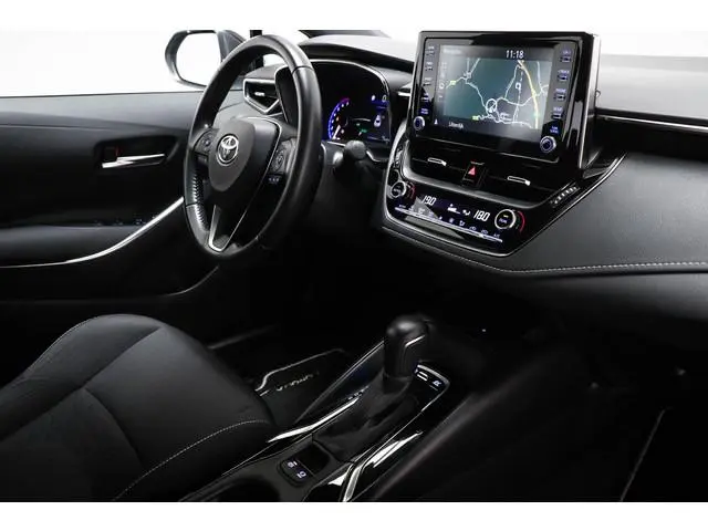 Toyota Corolla 1.8 Hybrid Active | NAVIGATIE | DAB | APPLE | DRAADLOZE LADER | CAMERA