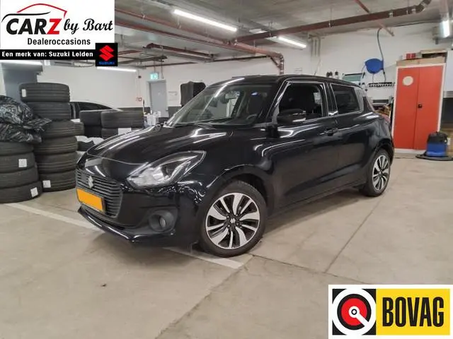 Suzuki Swift 1.0 BOOSTERJET STIJL AUTOMAAT Clima | Stoelverwarming | Adaptive Cruise