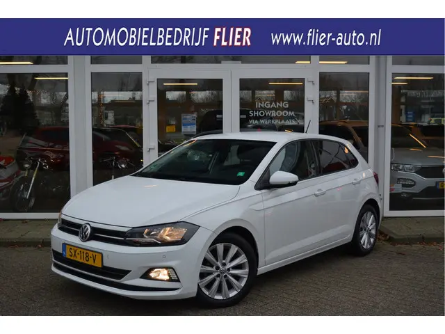 Volkswagen Polo 1.0 TSI Highline Executive | Adaptive | Clima | PDC V+A | CarPlay | Orig. NL | NAP |