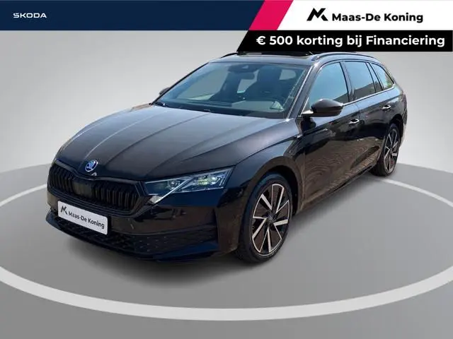 Skoda Octavia Combi 1.5TSI/150PK MHEV Sportline Business · Panoramadak · Trekhaak · Apple/Android ·...