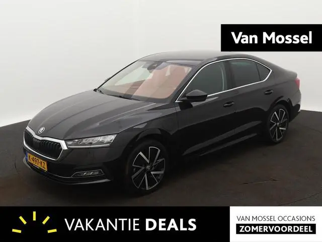 Skoda Octavia 1.4 TSI iV PHEV Business Edition Plus | 98% SOH | TREKHAAK | DODEHOEK DETECTIE | STOEL...