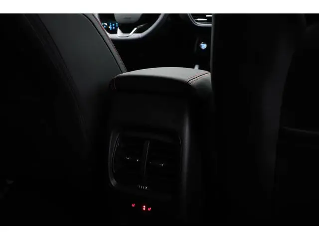 Ford Kuga 2.5 PHEV ST-Line X | WINTER PACK | ACHTERBANKVERWARMING | DAB | APPLE | 360 CAMERA