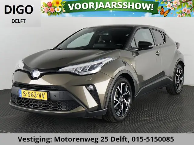 Toyota C-HR 1.8 HYBRID BI-TONE LUXERY LINE GARANTIE 5-2032 TREKHAAK. 4 SEIZOENEN BANDEN.NAVIGATIE. S...