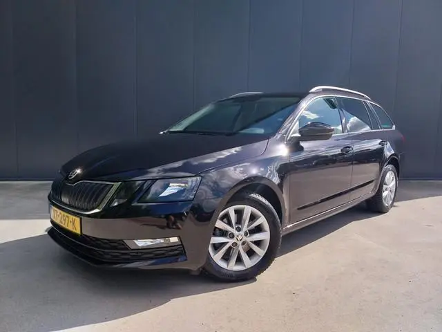 ŠKODA Octavia Combi 1.0 TSI Greentech Ambition NAVI CRUISE ECC TREKHAAK LED