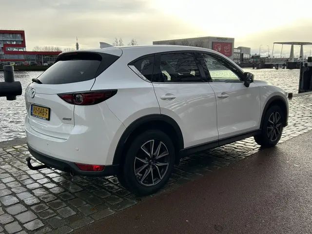 Mazda CX-5 2.0 SkyActiv-G 165 GT-Luxury leer navi/camera nieuwstaat.