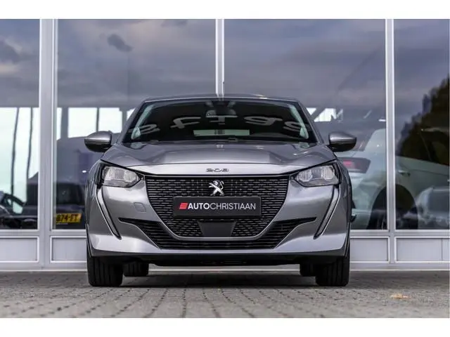 Peugeot e-208 EV Allure 50 kWh | 95% SOH | NL auto | Camera