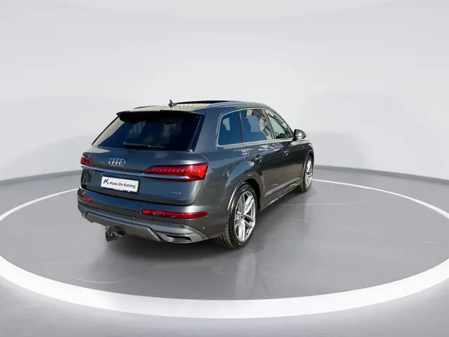 Audi Q7 55 TFSIe 280kW/381PK quattro S Line · Panoramadak · Trekhaak · Luchtvering · 360gr camera ·...