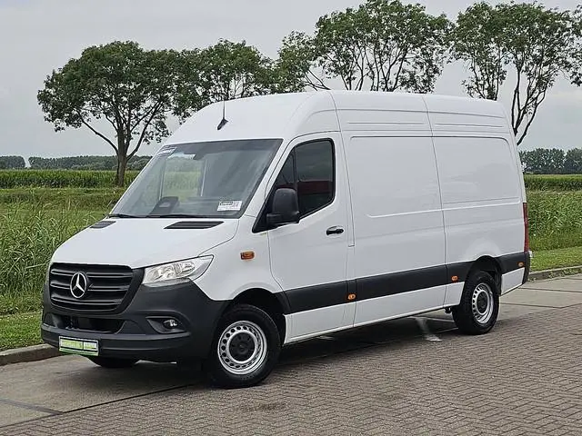 MERCEDES-BENZ SPRINTER 317 l2h2 rwd mbux autom!
