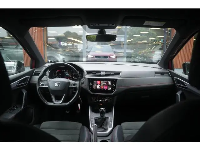 SEAT Arona 1.0 TSI Xcellence Business Intense