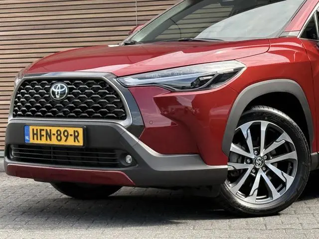 Toyota Corolla Cross Hybrid 140 Dynamic Trekhaak / Camera / Winterpack / Adpt cruise