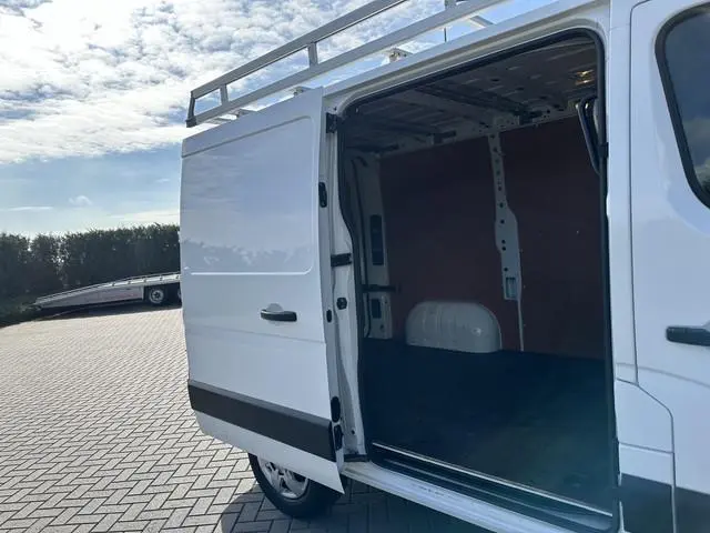 Nissan NV400
