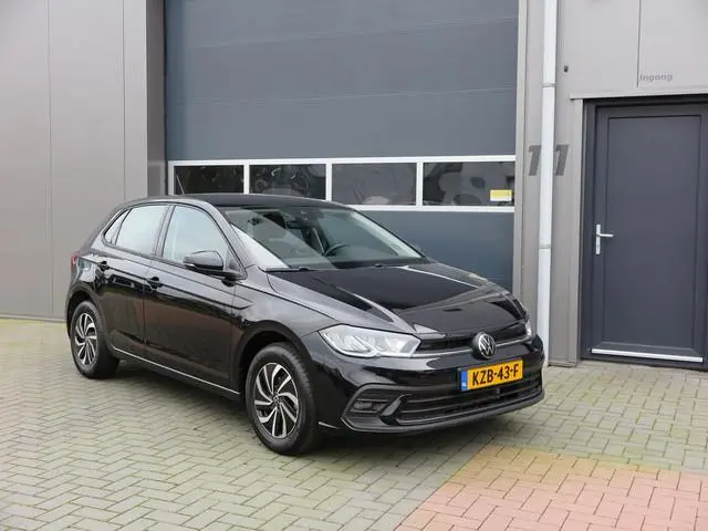 Volkswagen Polo 1.0 TSI 95pk DSG Life Led,Climate control, App-Connect , PDC, LMV15", Stuuwiel multi...