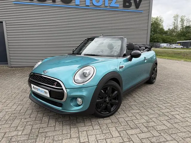 MINI Mini Cabrio 1.5 Cooper 136 PK Chili Wired Pakket LED Navi Pro PDC Union Jack Dak Stoelverwarmin...