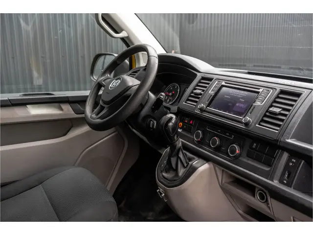 Volkswagen Transporter T5 2.0 TDI 4Motion | 204 PK | Carplay | Camera | Cruise | Navi | Airco | Trek...