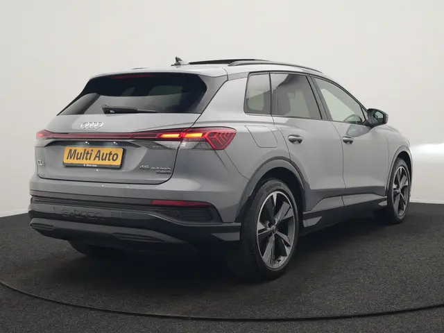 Audi Q4 e-tron 45 Quattro Edition 77 kWh 265pk Dealer O.H. | Panodak | Sonos Audio | Sfeerverlichtin...