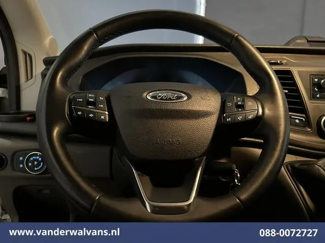 Ford Transit 2.0 TDCI 130pk Bakwagen Laadklep Euro6 Airco | Cruisecontrol | Verwarmde Voorruit Bijri...