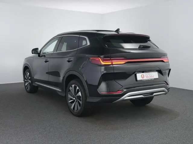 BYD SEAL U