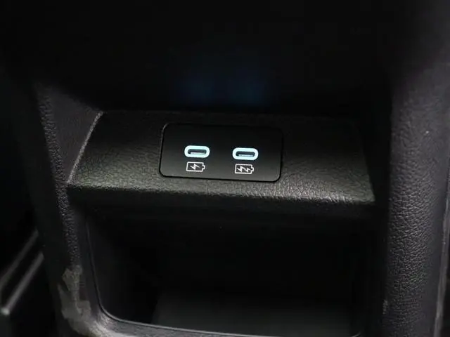 BYD Seal U Design 87 kWh | Warmtepomp | WLTP 500km | Panoramadak | Stoelverwarming en Ventilatie |
