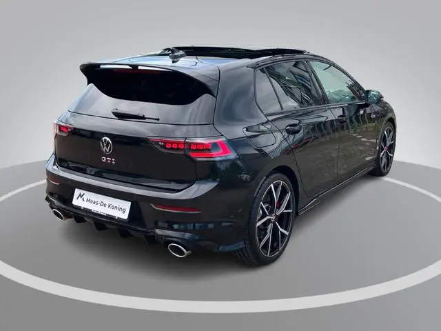 Volkswagen Golf 2.0TSI/300PK GTI Clubsport DSG · Panoramadak · 360°Camera · Harman/Kardon sound · Ga...