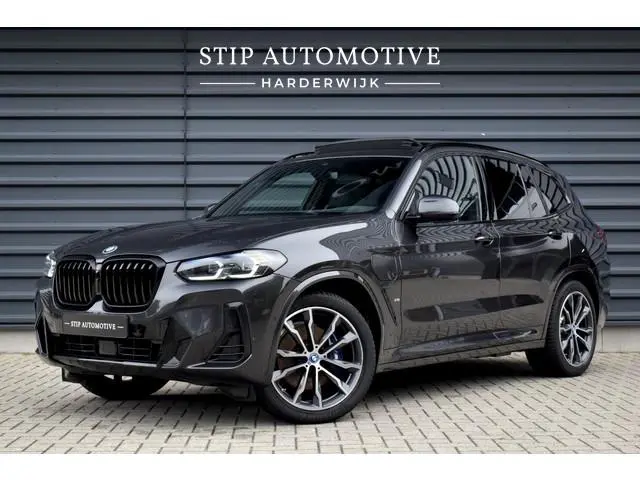BMW X3 xDrive30e M Sport | Pano | M-Stoelen | ACC | Harman/Kardon | Memory | Head-Up | 20'' Wielen |