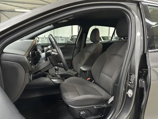 Ford FOCUS Wagon 1.0 EcoBoost ST Line Business | Winter pakket| Navi | Camera |