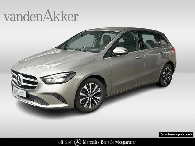 Mercedes-Benz B-klasse 180 Business // 33.705 km // Camera // Elek. Achterklep // Wide Screen // Car...